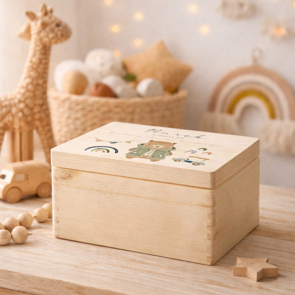 Personalisierte Holzkiste mit Name – Erinnerungskiste für Jungen mit Auto Motiv – Geschenk zur Geburt oder Taufe – 2 Größen