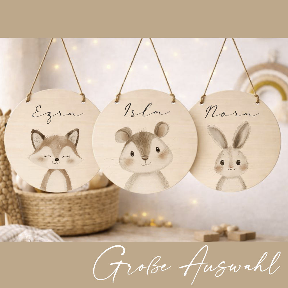 Personalisiertes Holzschild für Kinderzimmer – Türschild aus Holz mit Name & Tiermotiv – Geschenk zur Geburt & Taufe