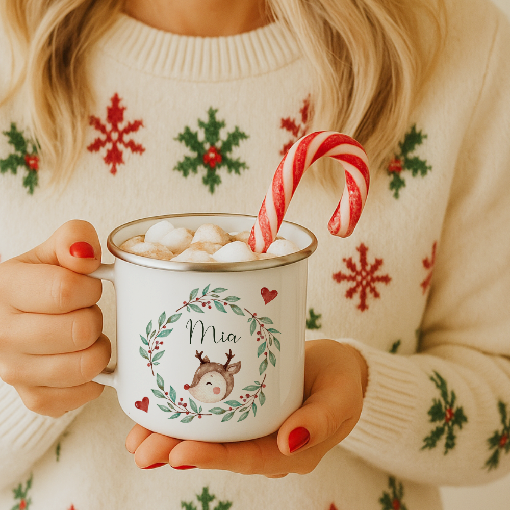 Personalisierte Emaille Tasse Weihnachten mit Namen – Kinder Becher Rentier & Herz Motiv – Geschenkidee Advent, Nikolaus, Weihnachtsgeschenk