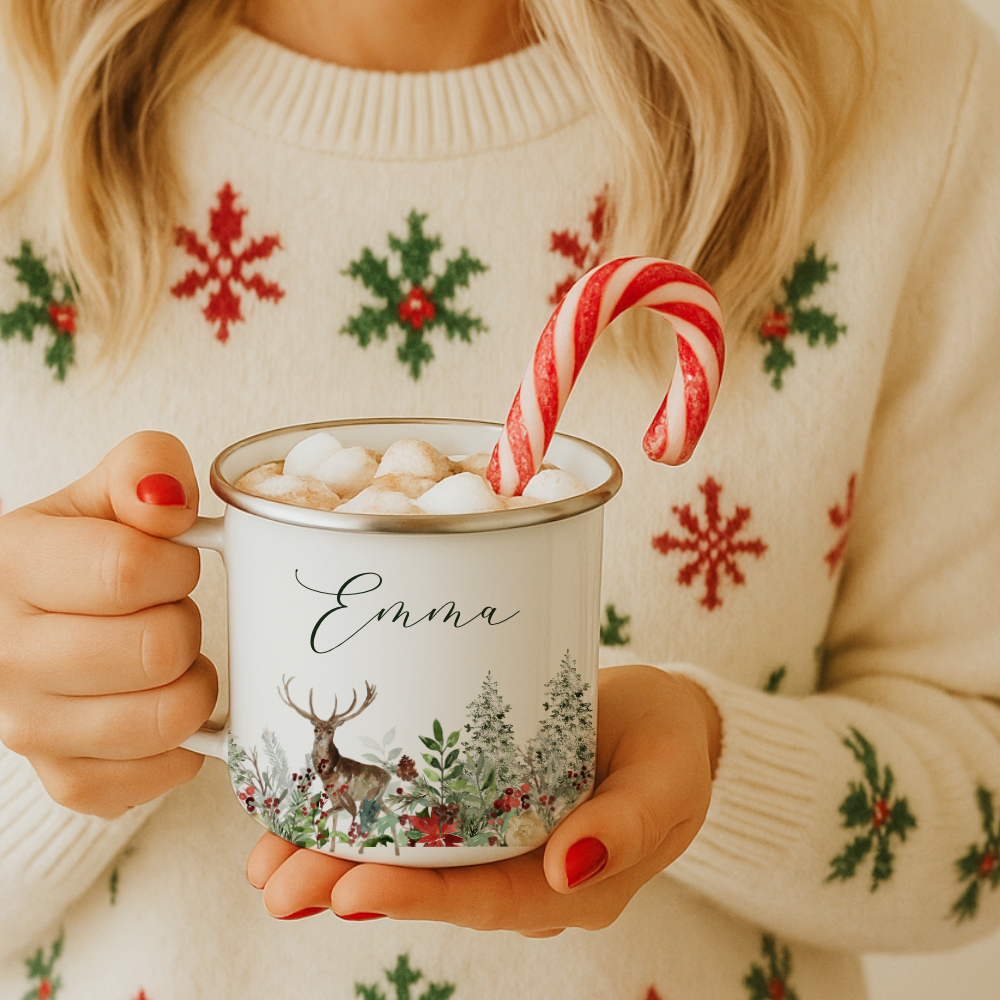 Personalisierte Emaille Tasse Weihnachten mit Namen – Hirsch & Wintermotiv – Geschenkidee Advent & Weihnachtsgeschenk