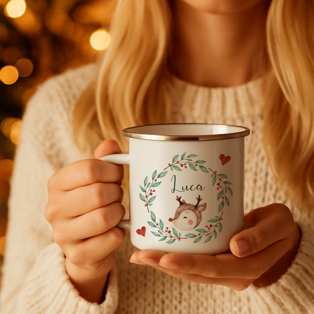 Personalisierte Emaille Tasse Weihnachten mit Namen – Kinder Becher Rentier & Herz Motiv – Geschenkidee Advent, Nikolaus, Weihnachtsgeschenk