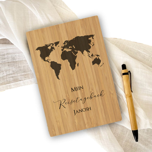 Reisetagebuch zum Selberschreiben | Notizbuch mit Name u. Weltkarte | Personalisiertes Geschenk für Sie u. Ihn