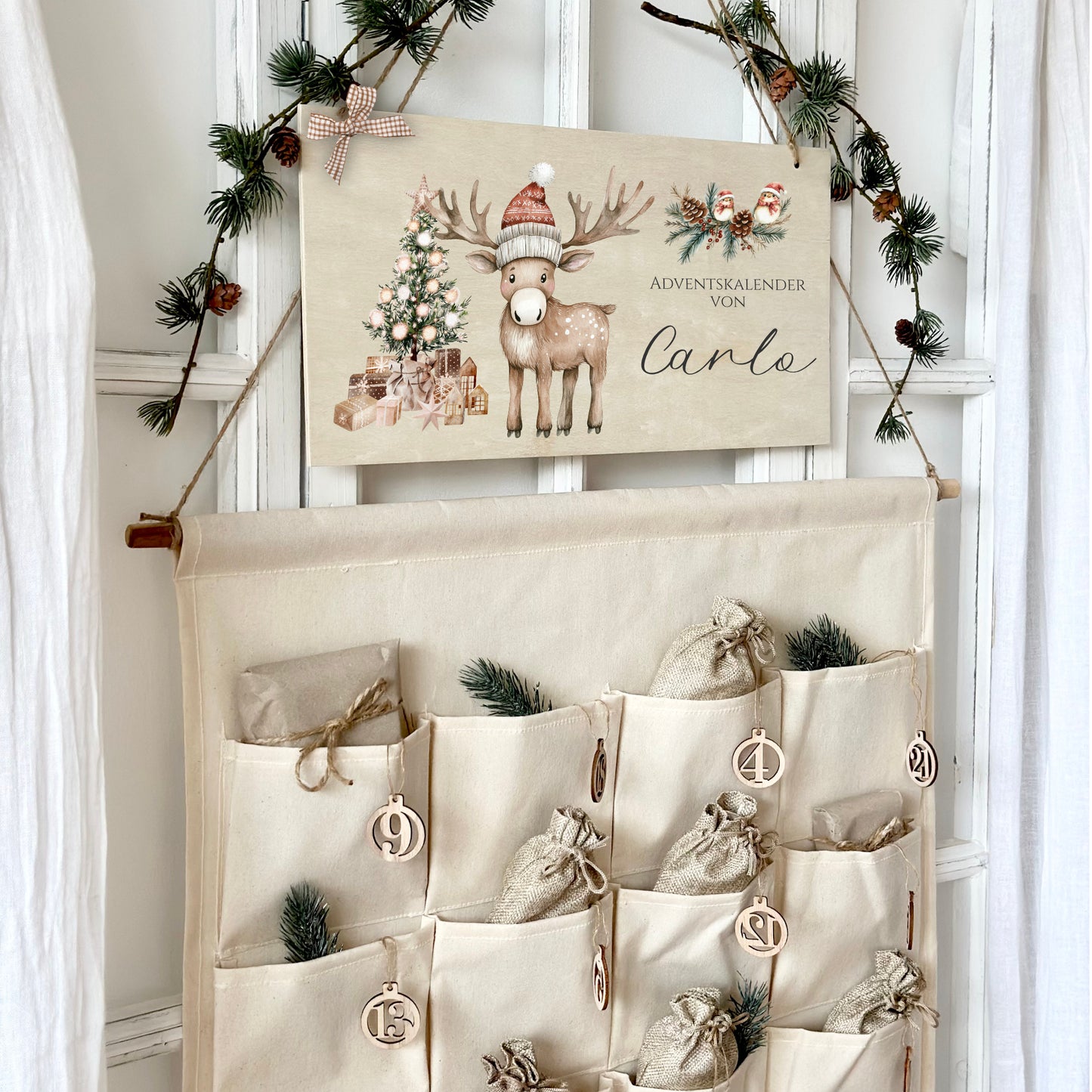 XL Adventskalender "Elch" mit Namen aus Stoff mit Holzschild, Zahlen & Jutesäckchen personalisierter Kinder Adventskalender Befüllen Mädchen Jungen