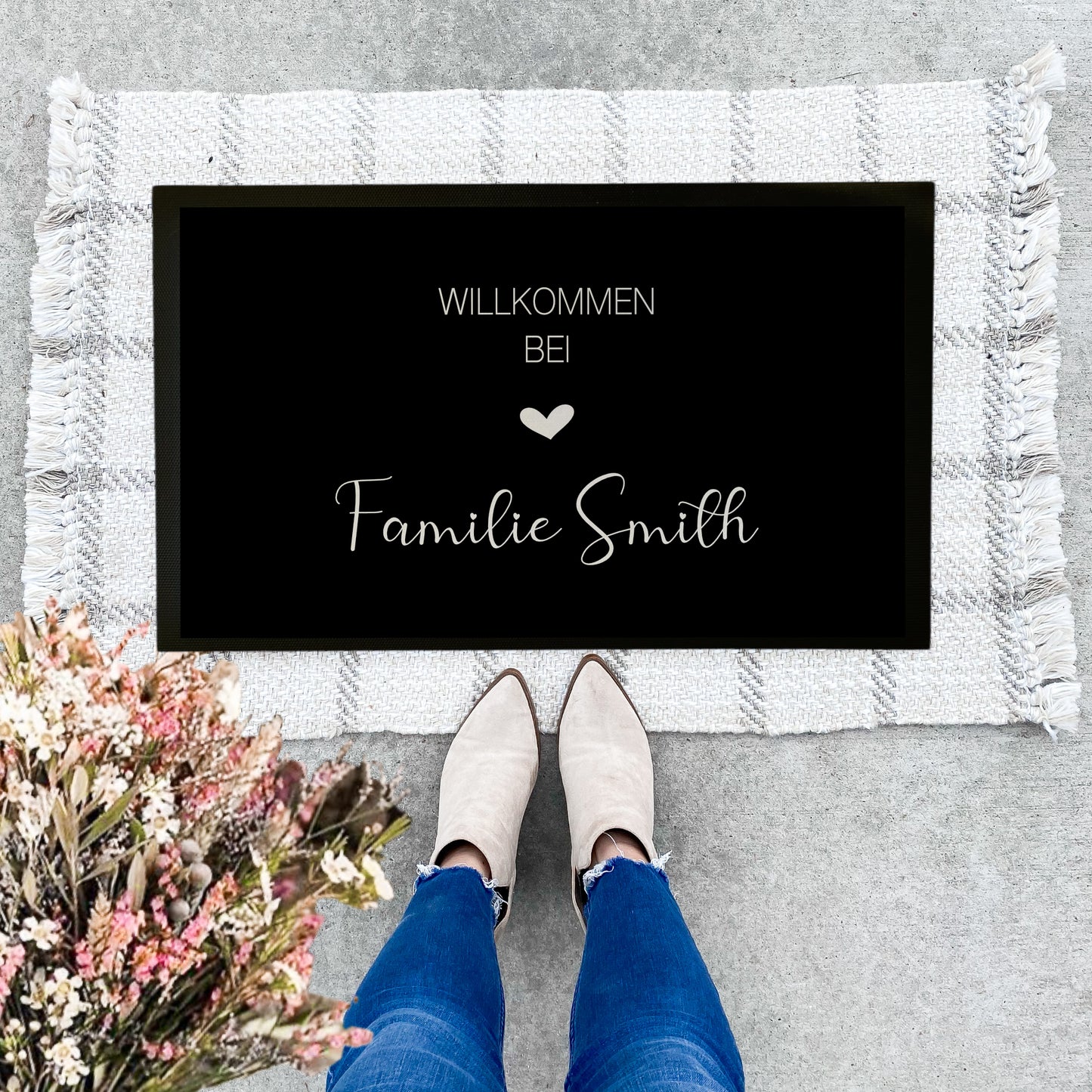 Fußmatte personalisiert mit dem Namen der Familie | Optional als Set mit Türschild erhältlich
