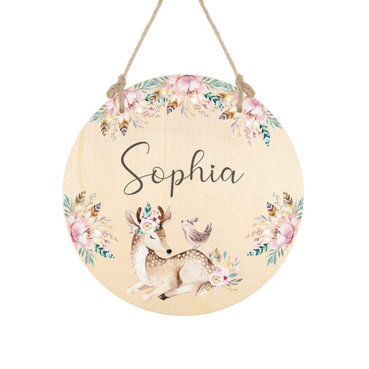 Namensschild für das Baby- und Kinderzimmer | Niedliche Dekoration für die Tür zum Babyzimmer | Personalisiertes Holzschild mit dem Namen des Mädchens | 4 Varianten zur Auswahl