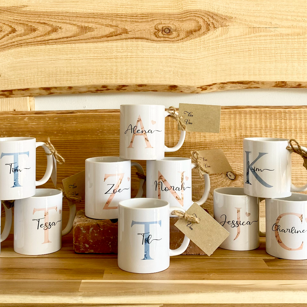 Personalisierte Tasse mit Buchstaben und Namen