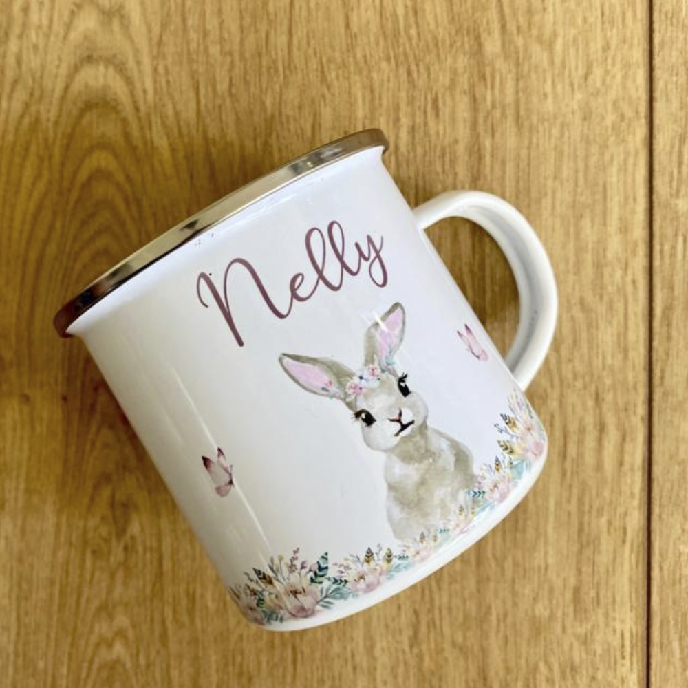 Kindertasse Hase mit Namen des Kindes | Trinkbecher aus Emaille für Mädchen I Personalisierte Tasse als tolles Geschenk  | 4 Motivvarianten zur Auswahl