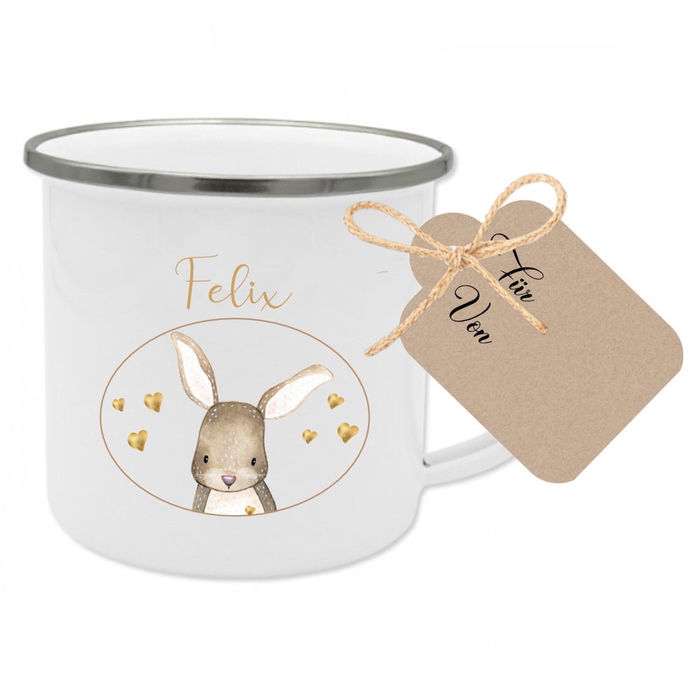 Kindertasse mit Namen und Waschbär | Tasse aus Emaille für Mädchen u. Jungen | Niedlicher Kinderbecher mit Geschenkanhänger | 5 Motivvarianten zur Auswahl